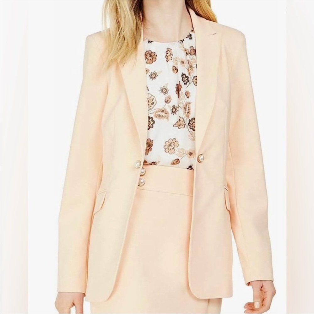 Calvin Klein Cream women’s Blazer and matching pant